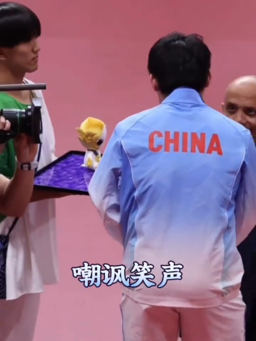 bw必威西汉姆联官方网站是一款模拟经营类游戏展示图片