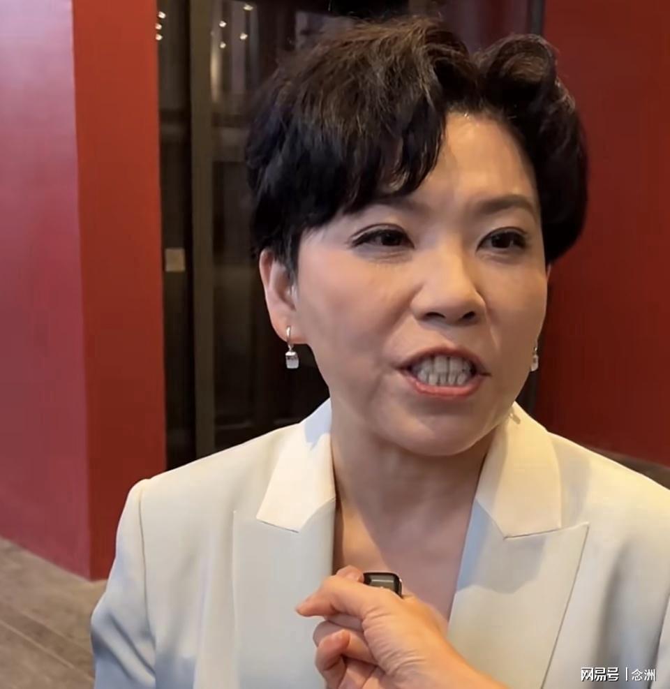 bw必威西汉姆联官方网站是一款模拟经营类游戏相关图片